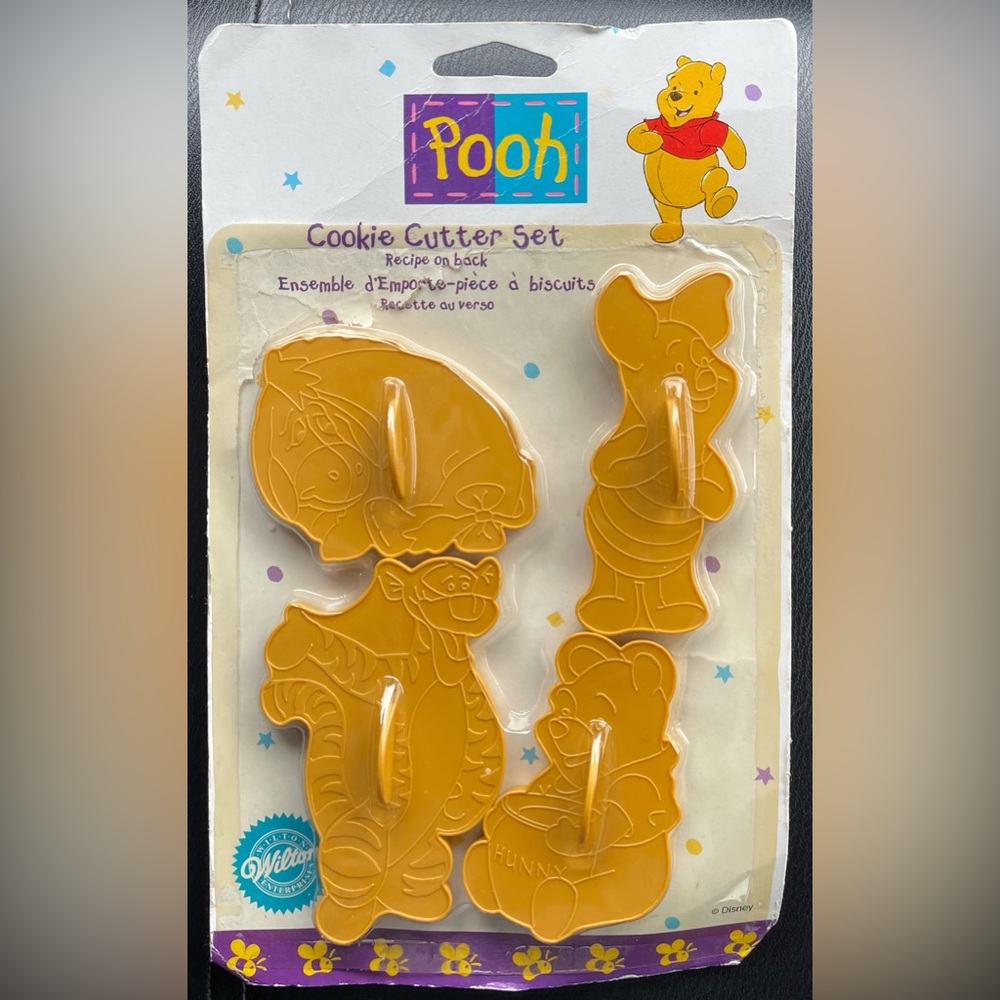 Wilton Disney Cookie Cutter Set of 4 Winnie the Pooh Eeyore Tigger Piglet‎ New
